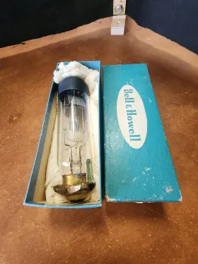 03923 Bell And Howell Vintage Base Down Movie Projector Lamp Bulp 1000 Watt 120 Volt