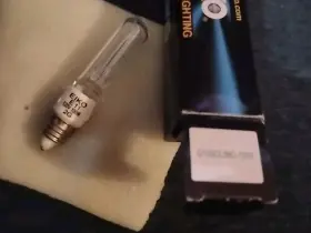 Mc-120v Eiko Q100cl/mc 1 Q100/cl/mc-120v Light Bulb