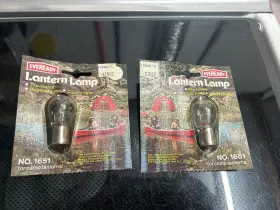 1651 Eveready New 2-pack Lot Vintage Bulb 6 Volt Light Lamp Hand Lantern