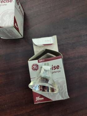 Ge 043168252614 Precise Halogen Lamp Mr11 35mm