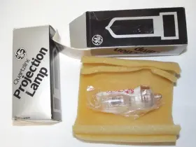 Dvr-2000 Ge Lot Of 2 Epr 500w/120v Photo Projection Lamp Light Bulb Open Box