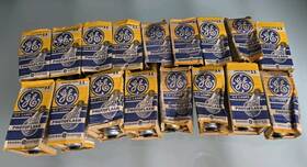 Ge Fg-1531-cl Lot Of 17 # Number 11 Photoflash Lamp / Bulb Class M Nos