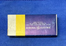 Ge335 General Electric Ge Miniature Bulb Light Lamp Lot Of 9