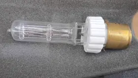 54692 Osram Bvw 2000 Watts 3200k 120vac P40s Tungsten Halogen Lamp