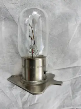 Sl2ze1026 Osram Lombart 390153 Genuine Germany 6v 25w Zeiss 100/16 Slit Lamp Light Bulb Sl2ze1026 Osram Lombart 390153 Genuine Germany 6v 25w Zeiss 100/16 Slit Lamp Light Bulb