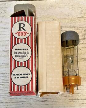 Radiant T10-c13 T10 C13 Lamp Bulb Vintage 300w 120v 4 Pin Base U.s.a. Nos