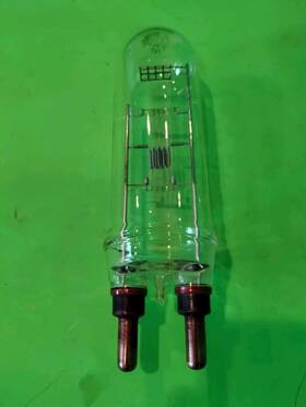 Sylvania 1500t20/100 Vtg Projection Incandescent Lamp 1500watts 120v T20 / 100 Sky-screen