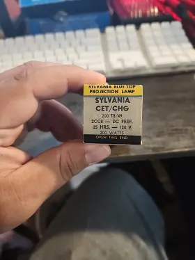 200tb Sylvania 200tb/49 Wabash Cet/chg Blue Top Projection Lamp 200w