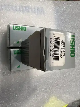 Sm-3800-18-2520 Ushio 8000173 Lot Of 4 Sm-18-2520 Sci/med Lamp