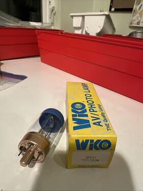 Wiko 29378 Beh Car 120v 150w Projector Bulb. Brand New Free Shipping
