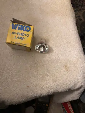 Wiki3-8200l Wiko New Fhs Hi Quality Av/photo 82v/300w Projector Lamp Tested