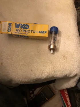 Wikod3 Wiko New Cal Or Cxp Projector Bulb 120vac 300w Tested