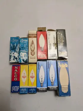 Hbt1760kc Zampa Lot Of Vintage Candelabra Light Bulbs
